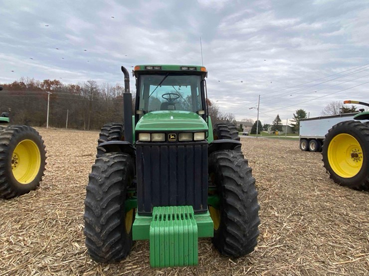 john-deere-8300-image-2