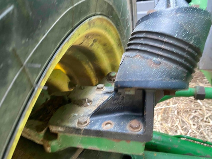 john-deere-8300-image-15