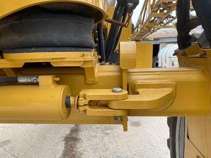 ro-gator-1184-sprayer-image-41