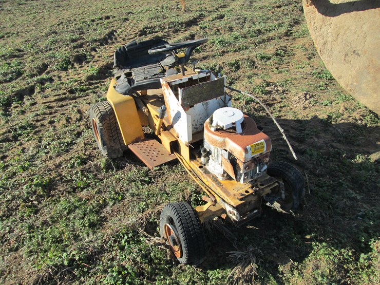 #35374-•-inop-cub-cadet-76-riding-mower-0340009u016758-image-2