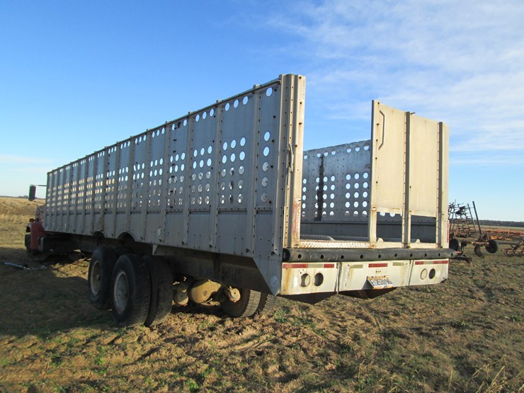 1981-caterpillar-3208-image-5