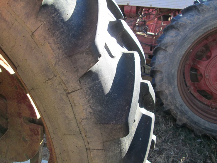 #35307-•-farmall-450-tractor-image-12