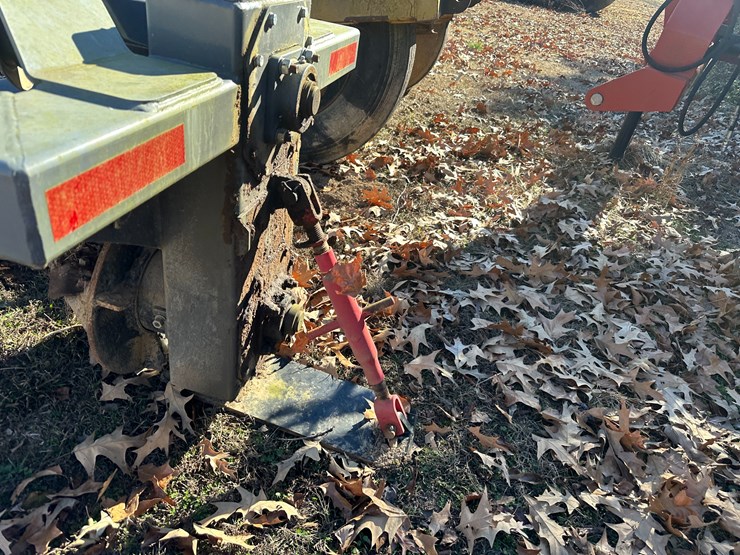 #35576-•-w&a-3700-pto-ditcher-image-5