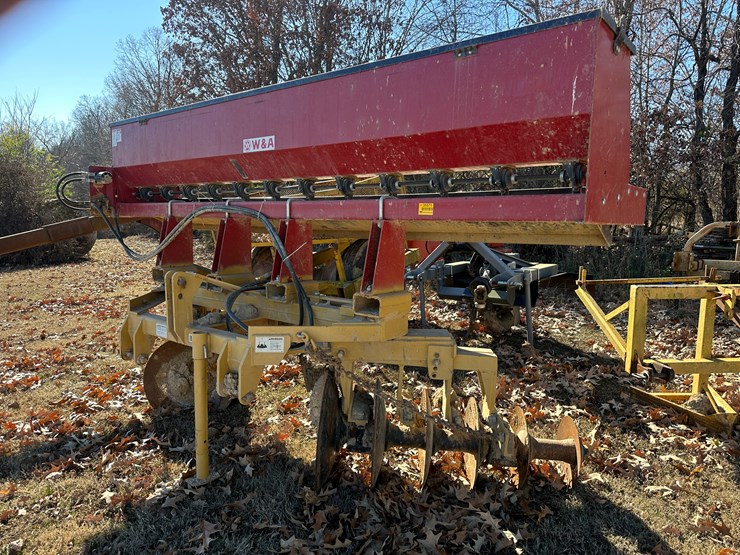 #35571-•-rome-levee-plow-w/-w&a-manufacturing-898-levee-seeder-image-1