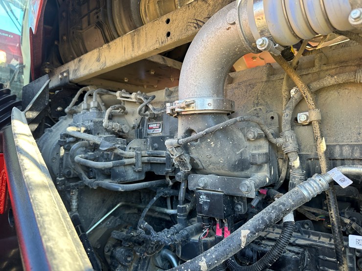 #35562-•-2023-case-470-track-tractor-image-87