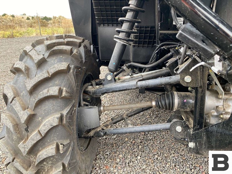 2020-honda-pioneer-700-image-11