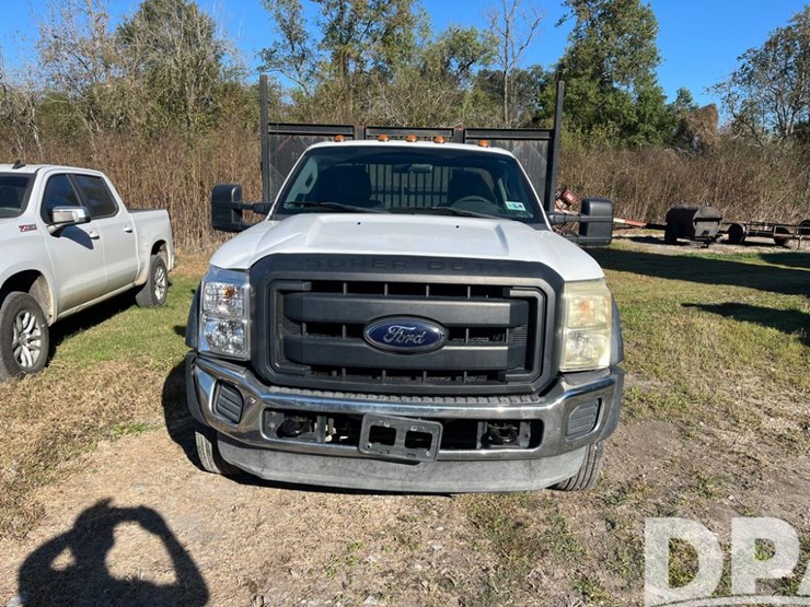 ford-f550-image-3