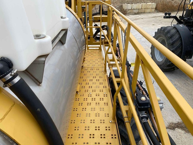 ro-gator-1184-sprayer-image-14