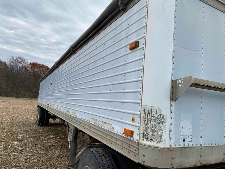 wilson-alum-41’-grain-trailer-image-6