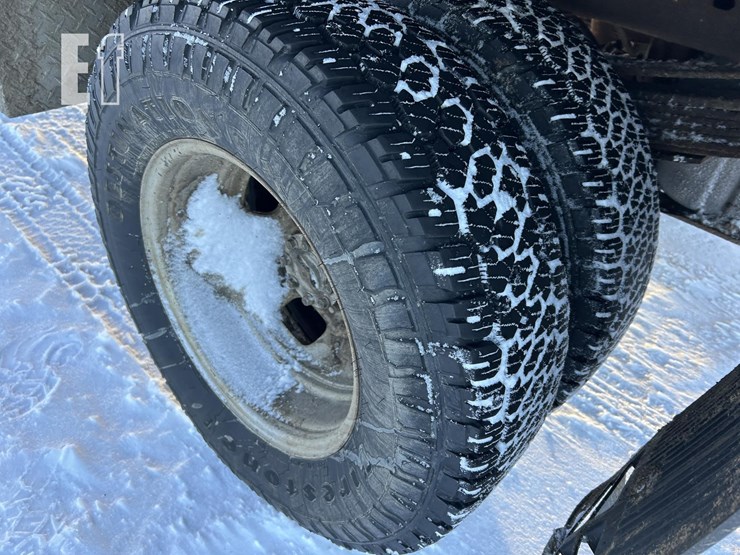 ford-f350-xlt-image-29