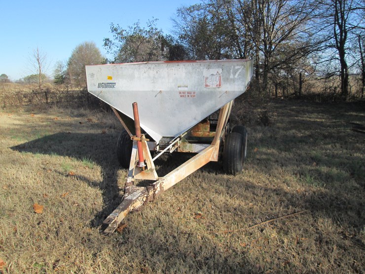 #35381-•-willmar-pull-type-spreader-17-image-2