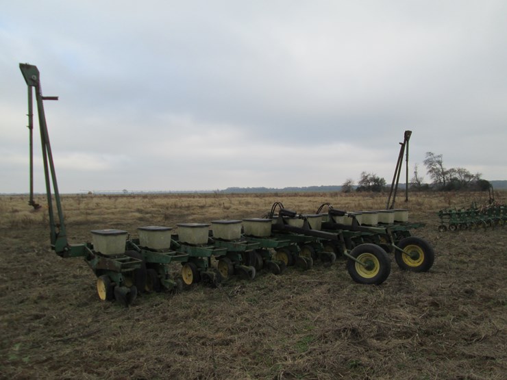 john-deere-7100-image-4