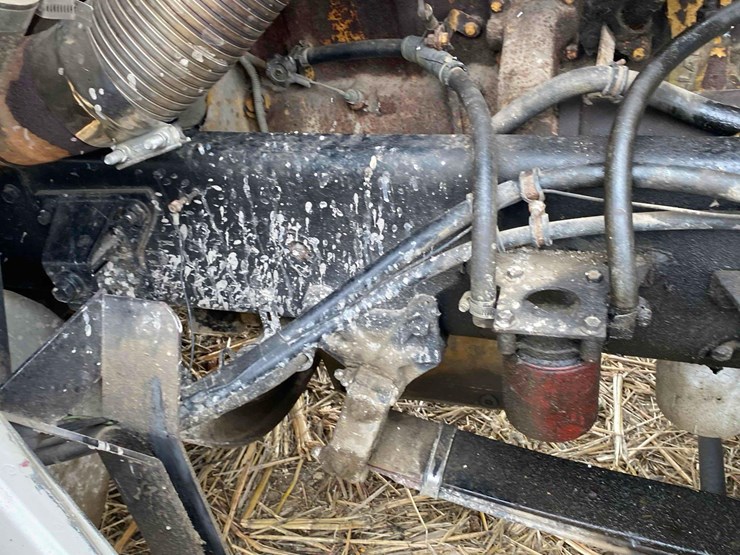 1987-freightliner-day-cab-semi-tractor-image-35