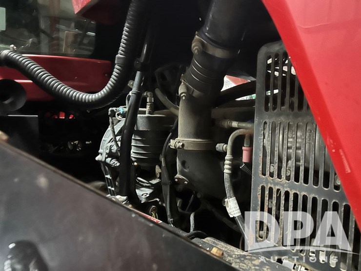 case-ih-810-image-30