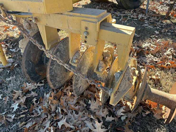 #35571-•-rome-levee-plow-w/-w&a-manufacturing-898-levee-seeder-image-6