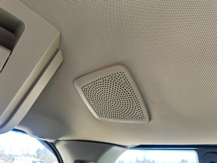 2021-john-deere-370-image-66