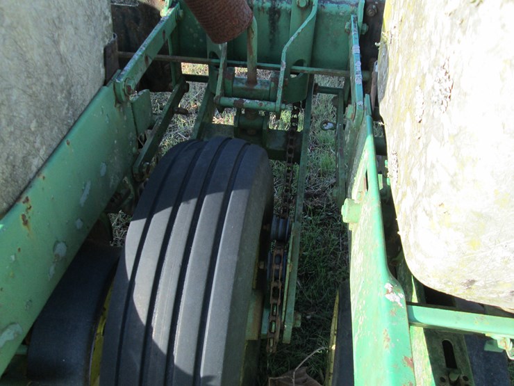john-deere-7100-image-10