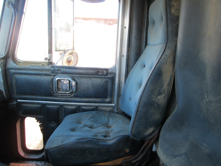 #35302-•-1985-mack-mh613-t/a-sleeper-truck-tractor-1m1ar07y6fm006361-image-25