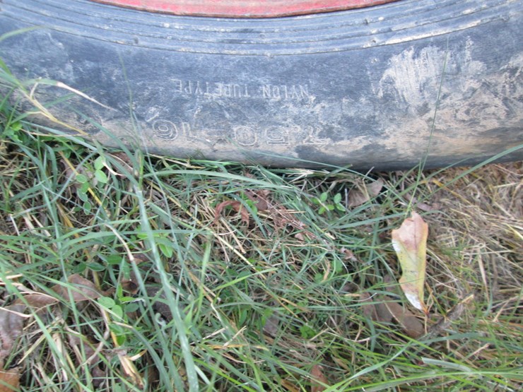 #35306-•-farmall-580-tractor-image-17