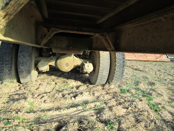 1981-caterpillar-3208-image-8