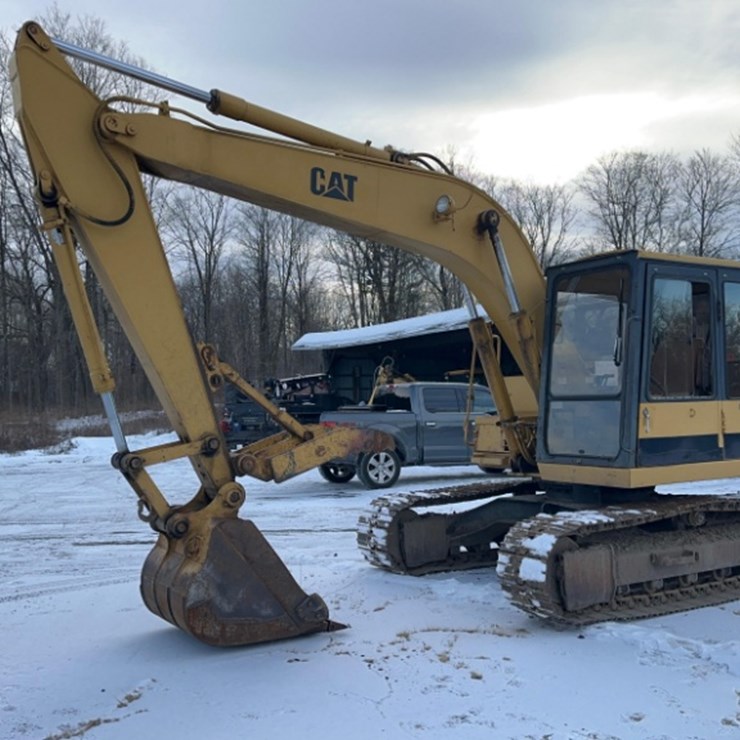 CATERPILLAR E120B
