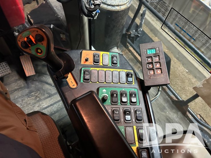 case-ih-810-image-46