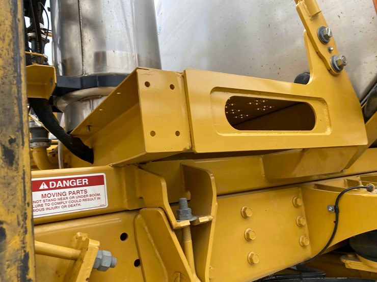 ro-gator-1184-sprayer-image-44