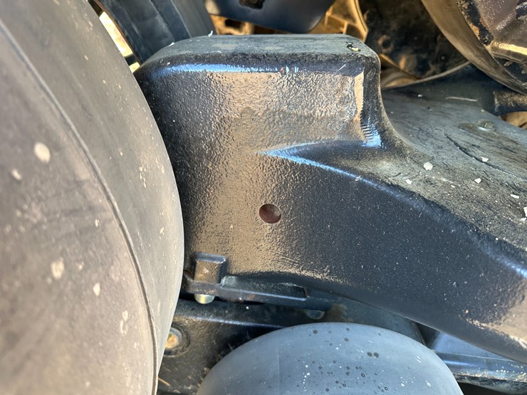 #35562-•-2023-case-470-track-tractor-image-20