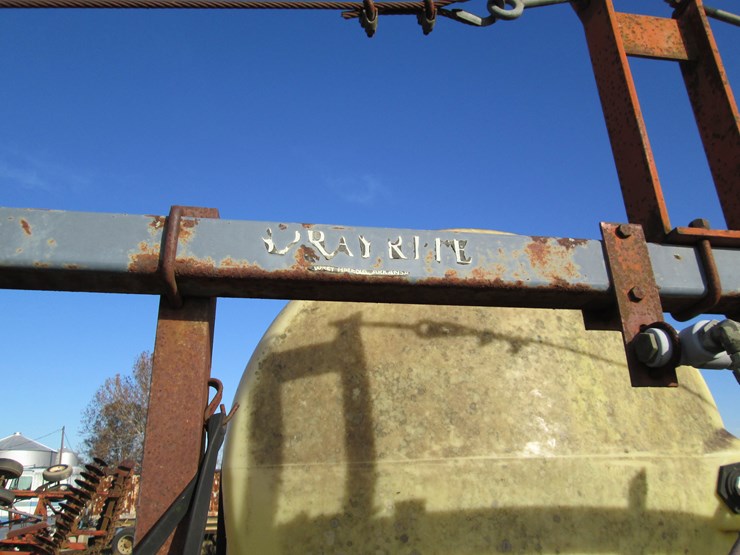 #35396-•-spray-rite-56’-30"-700gal-pull-type-sprayer-image-10