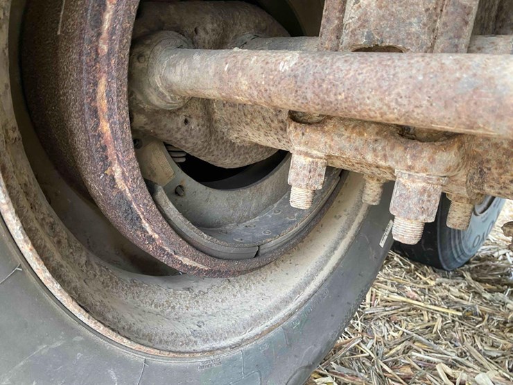 wilson-alum-41’-grain-trailer-image-20