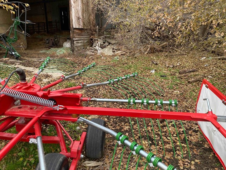 2022-enrorossi-rr420-rotary-rake-image-4