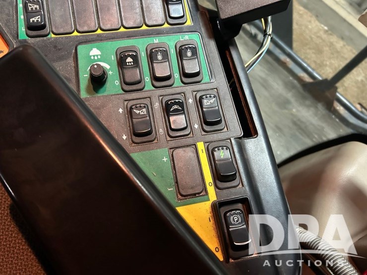 case-ih-810-image-45