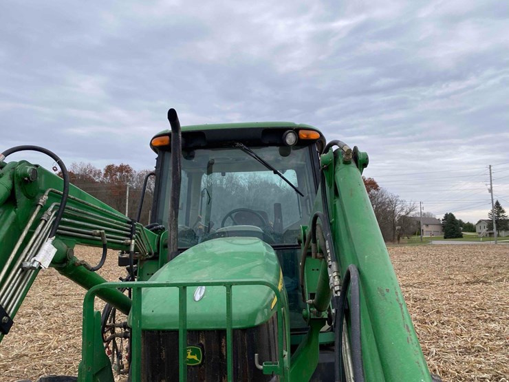 john-deere-6415-image-9