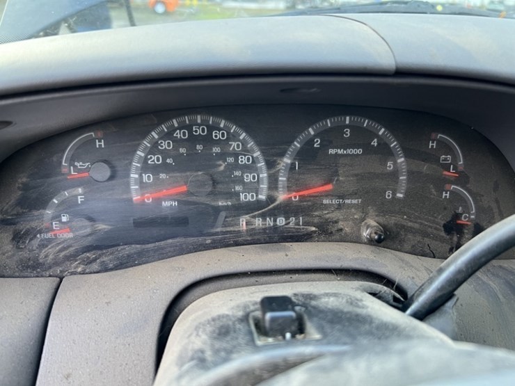 1999-ford-f150-xlt-image-31