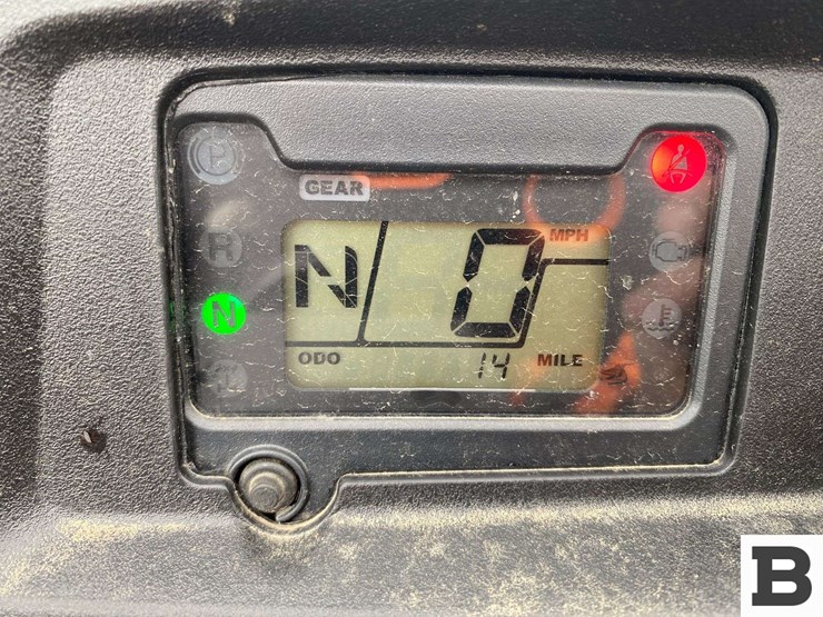 2020-honda-pioneer-700-image-34