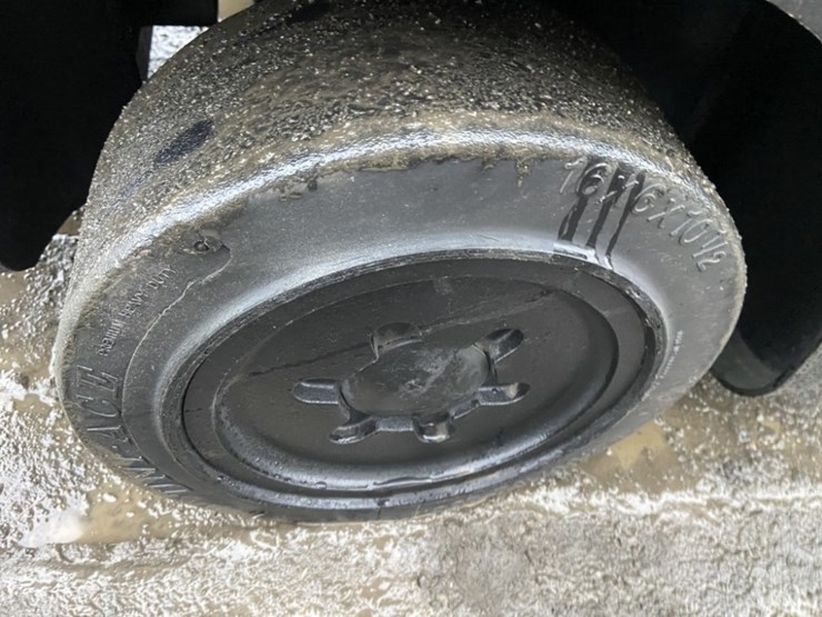 2015-hyster-s50ft-image-13