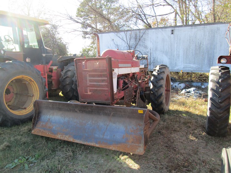 #35306-•-farmall-580-tractor-image-1