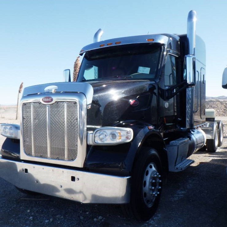 2022 PETERBILT 567