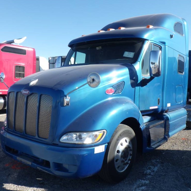 2010 PETERBILT 387