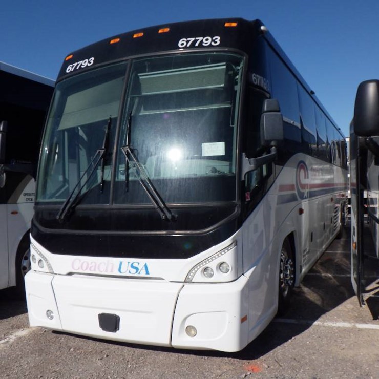 2017 MCI J4500