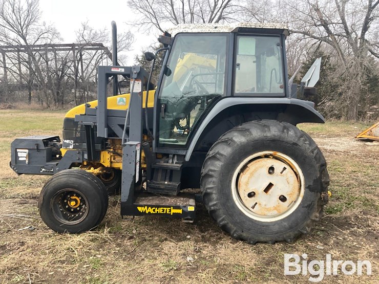 new-holland-ts100-image-8