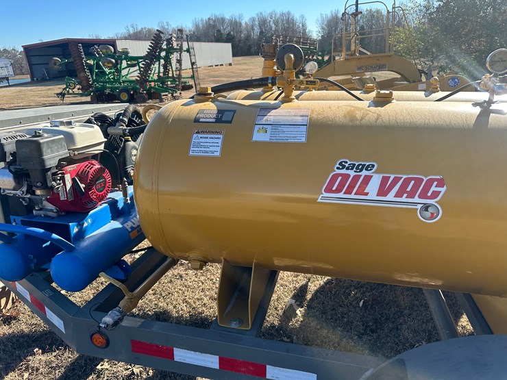 #35579-•-2015-sage-oil-vac-8'-s/a-lube-trailer-vin:-1z9bu317fa092026-image-17