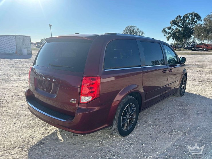 2019-dodge-grand-caravan-image-3