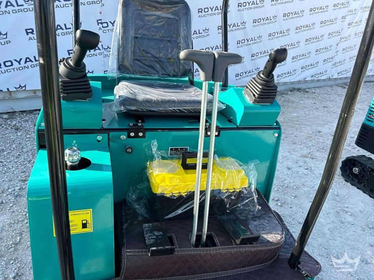 unused-2025-cfg-industrial-h15r-mini-excavator-image-10