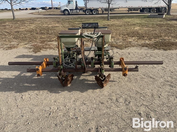 2-row-planter-image-2