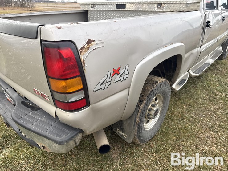 gmc-sierra-2500-image-9