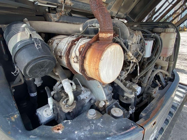 2016-bobcat-e85-image-8