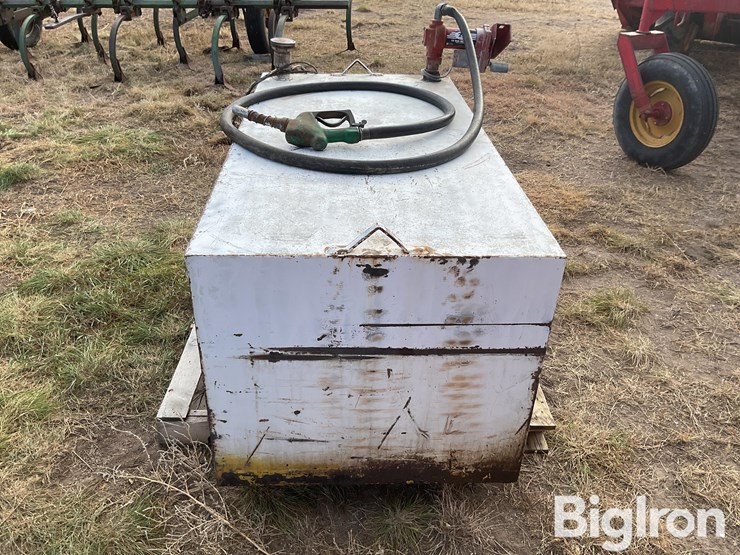 fuel-transfer-tank-w/-12-volt-pump-image-4