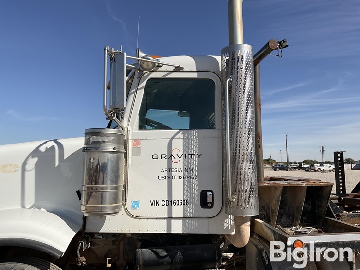 peterbilt-367-image-20