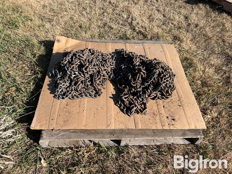 rear-tractor-tire-snow-chains-image-4